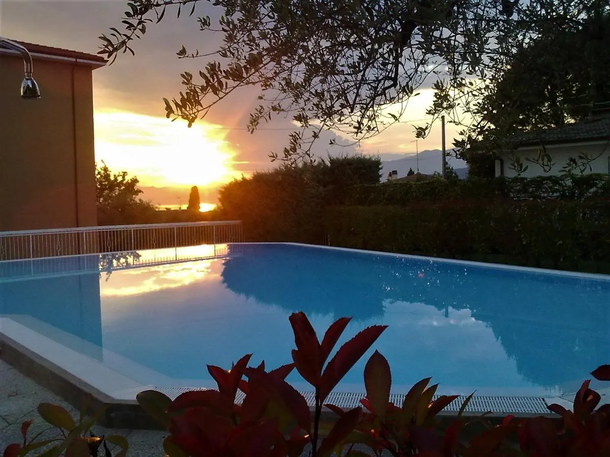 Villa Mimosa Μπαρντολίνο 0*,