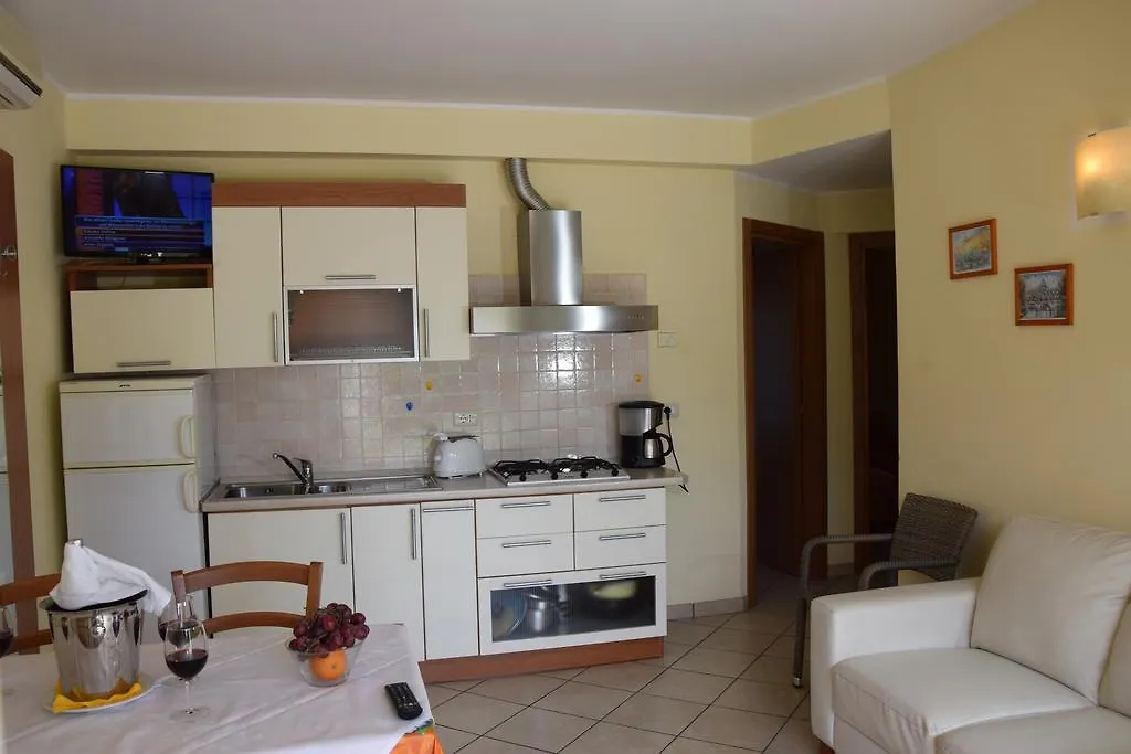 Villa Mimosa Μπαρντολίνο