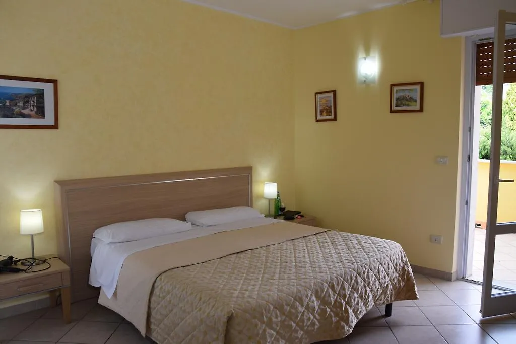 Villa Mimosa Μπαρντολίνο 0*,